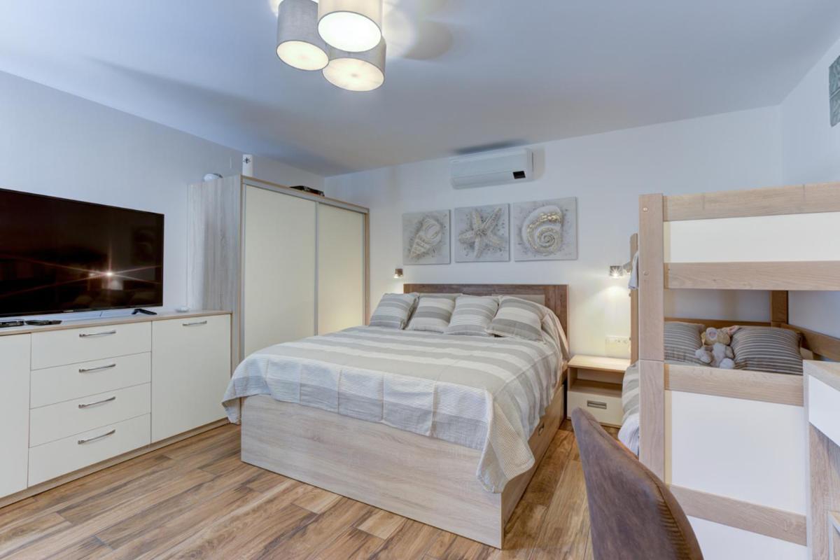 Cvrk Family House Novi Vinodolski Ngoại thất bức ảnh