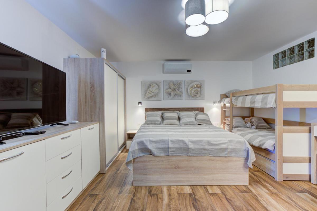 Cvrk Family House Novi Vinodolski Ngoại thất bức ảnh